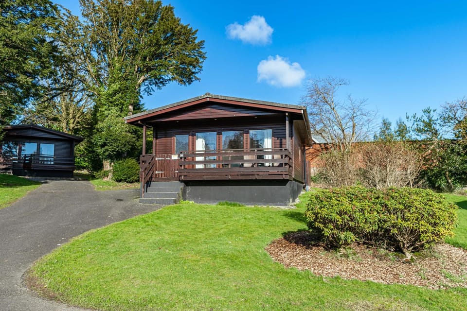 Property building, Natural landscape
