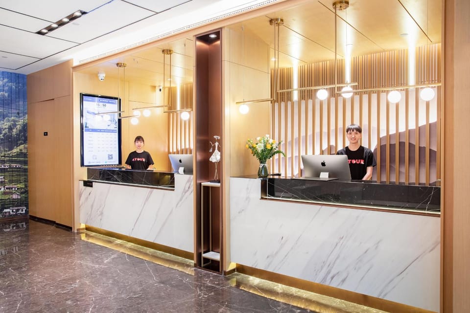 Staff, Lobby or reception