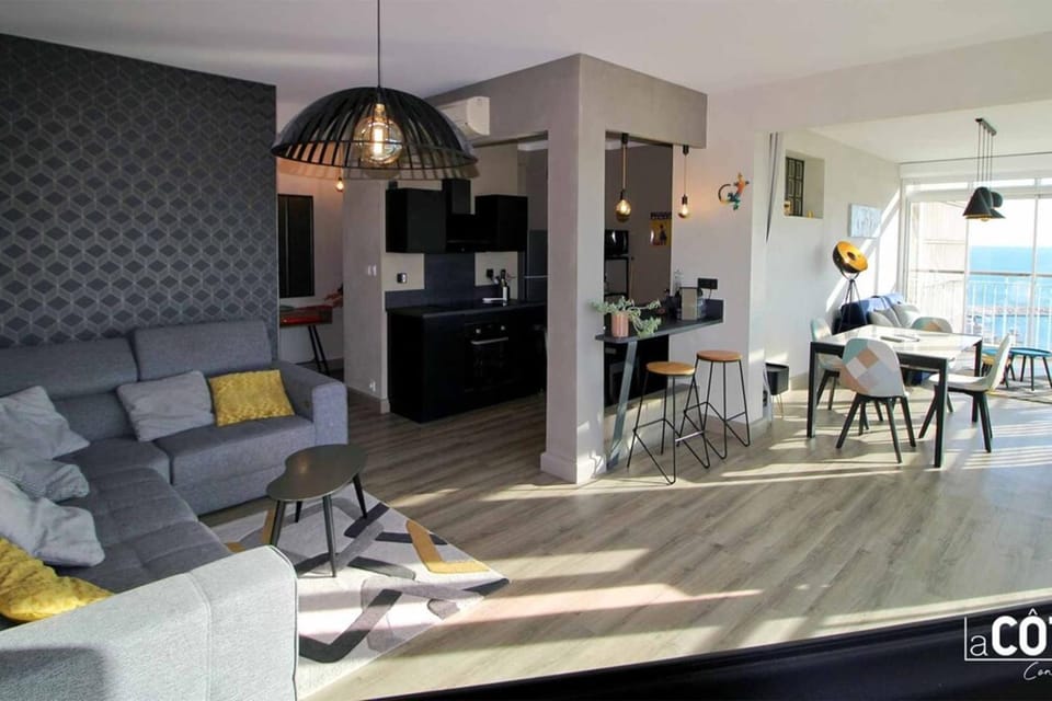 L'envol - sea view Apartment in Provence-Alpes-Côte d'Azur