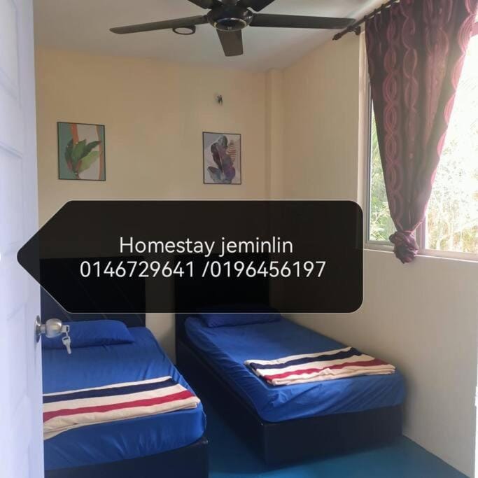 Bed, Bedroom, fireplace