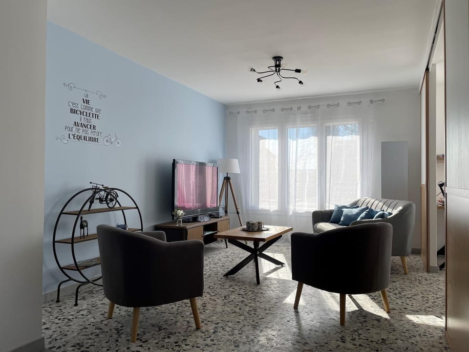TV and multimedia, Living room