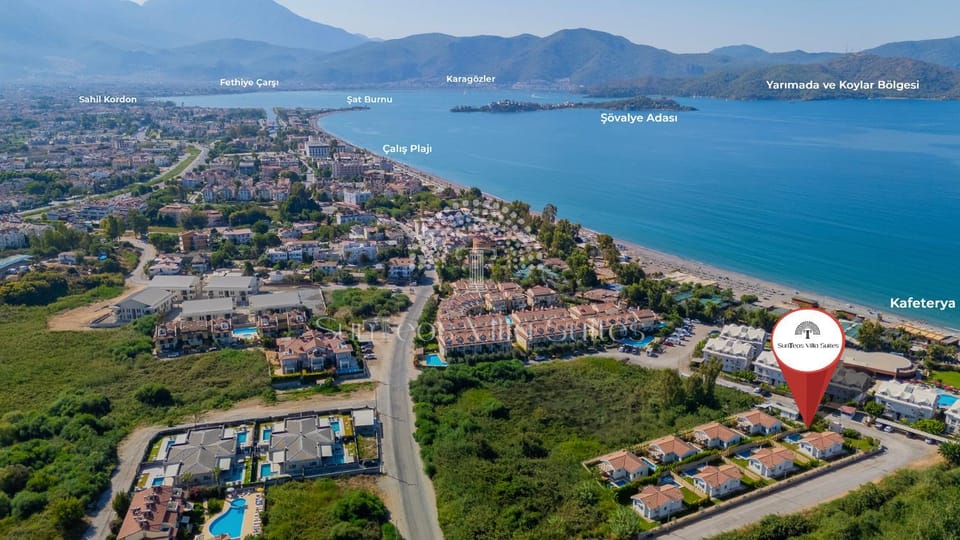 Nearby landmark, Day, Natural landscape, Bird's eye view, Beach, City view, Mountain view, Sea view