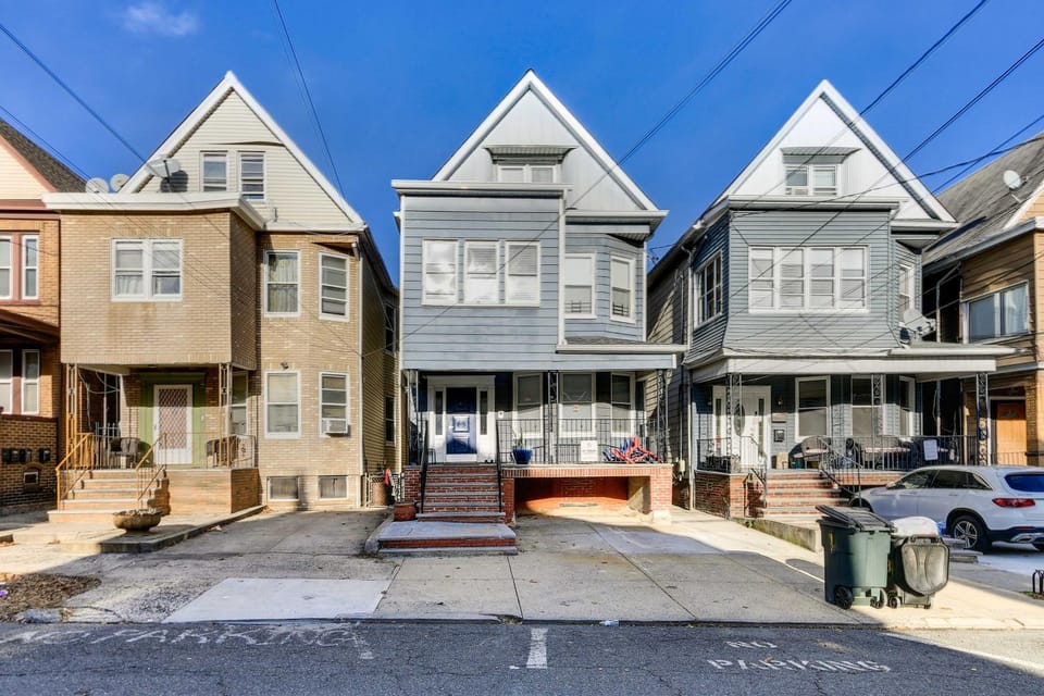 Jersey City Vacation Rental Near Light Rail! Apartment in Jersey City