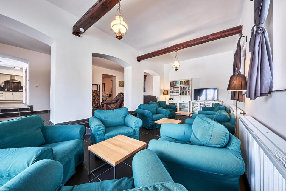 Property building, Communal lounge/ TV room