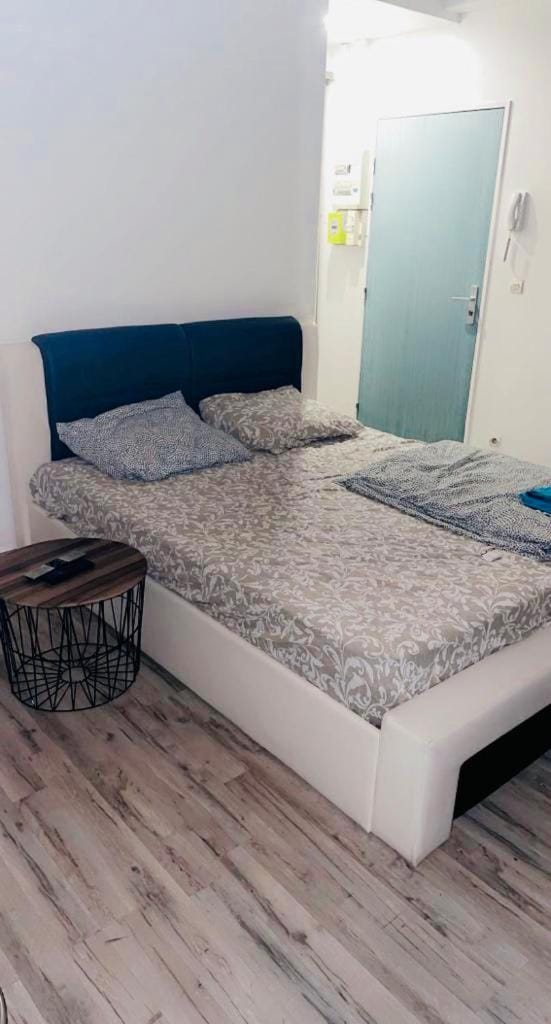 Owen Apartment in Centre-Val de Loire