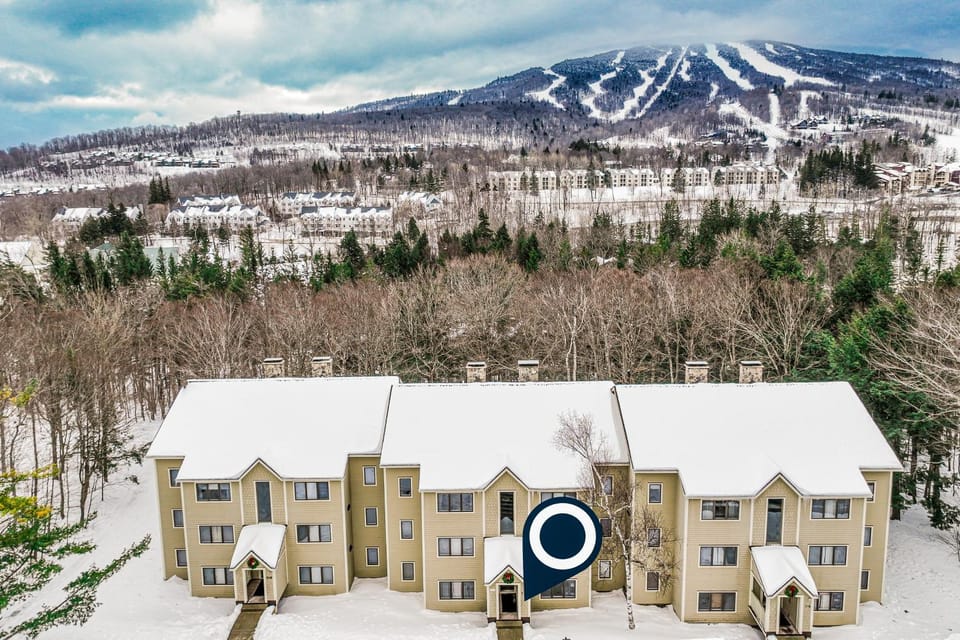 Vantage Point #8 Apartment in Winhall