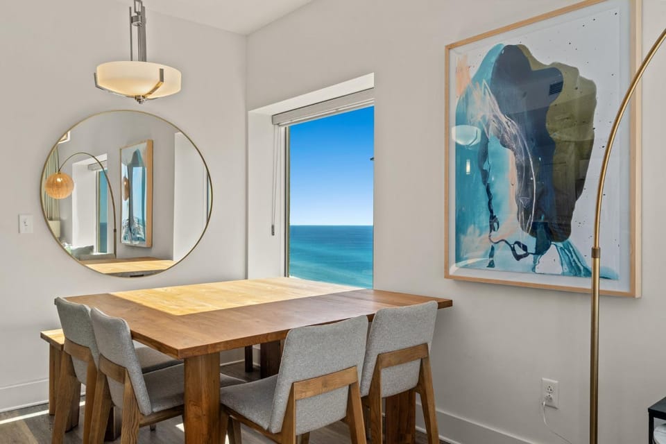 Calypso Beach Resort! Premium 3BD 3BA Corner Unit! Apartment in Panama City Beach