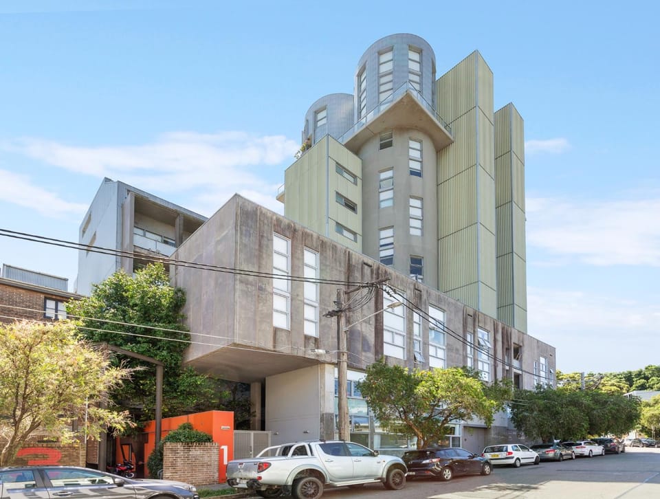 Chic 1-Bed Apartment in the Heart of Newtown Apartment in Sydney