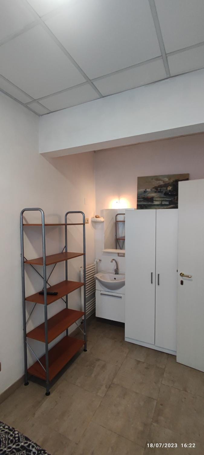Fisherman's nest, near seaside,shops,old town 2 terraces Apartment in Bari