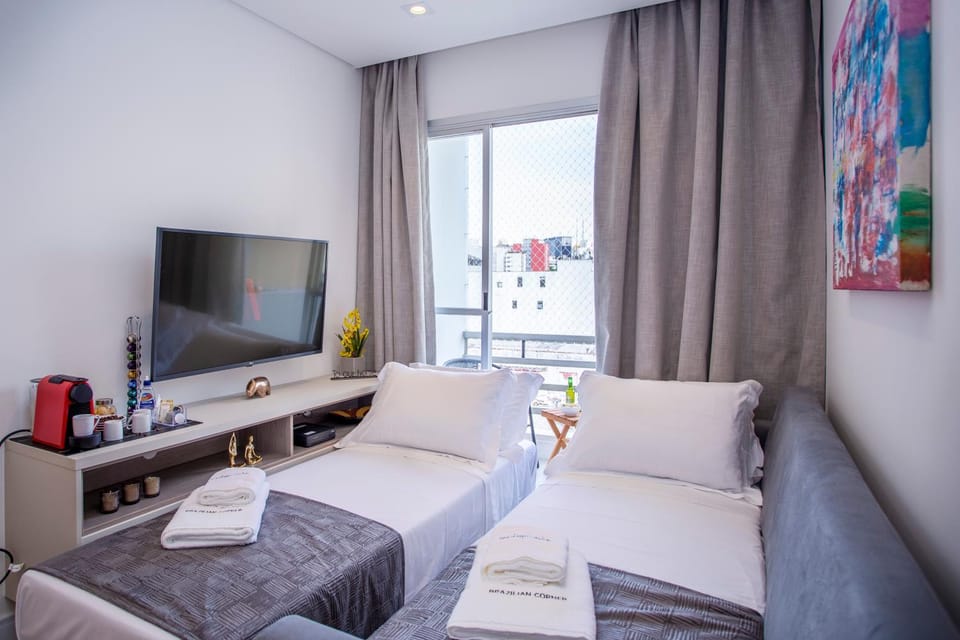 Communal lounge/ TV room, Bed, TV and multimedia