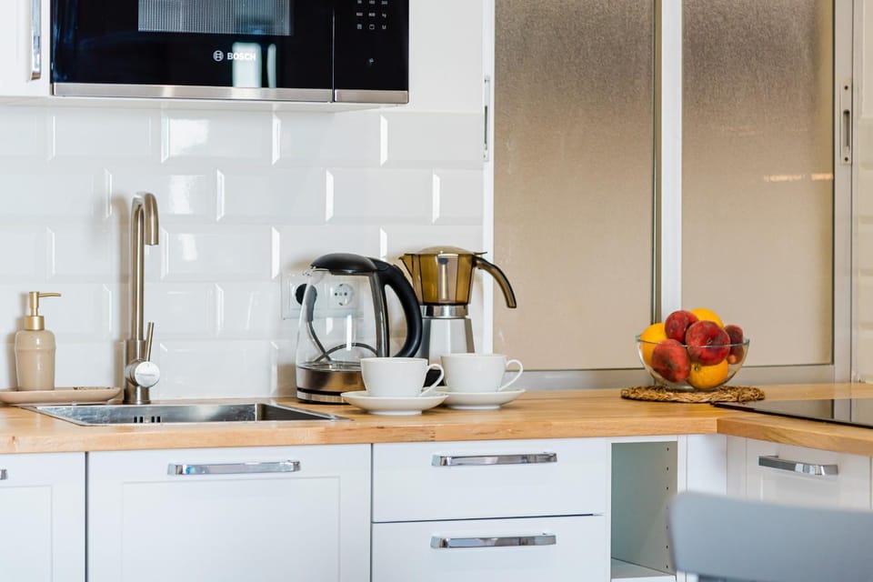 Coffee/tea facilities, Kitchen or kitchenette, dishwasher, minibar, pet friendly, stove