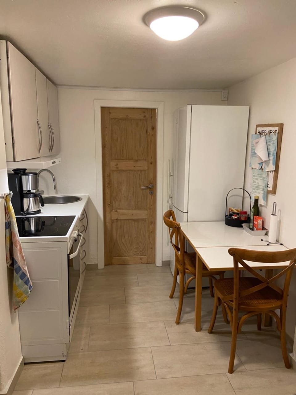 Værelse med eget køkken og bad Apartment in Region of Southern Denmark