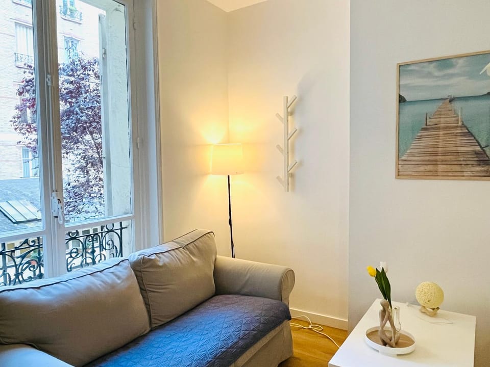 Cozy historic appartement near Exelmans in 16th District Paris Apartment in Paris