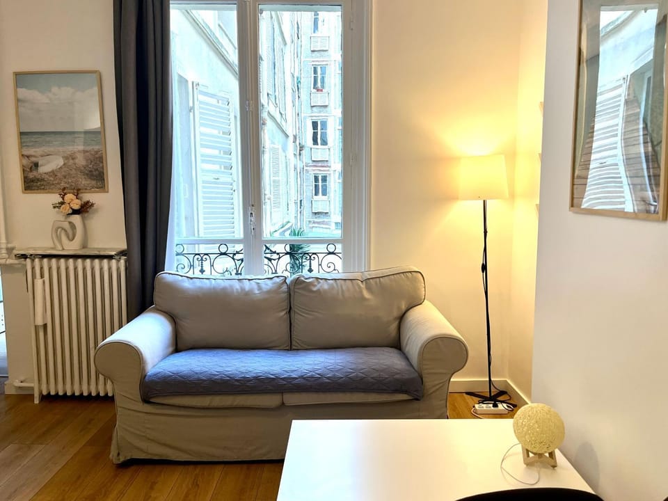 Cozy historic appartement near Exelmans in 16th District Paris Apartment in Paris
