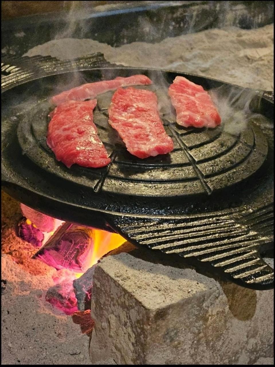 HAT byakugoji, Japanese traditional fireplace　HAT白毫寺　自然豊富な別荘地にある囲炉裏付き一軒家 House in Japan