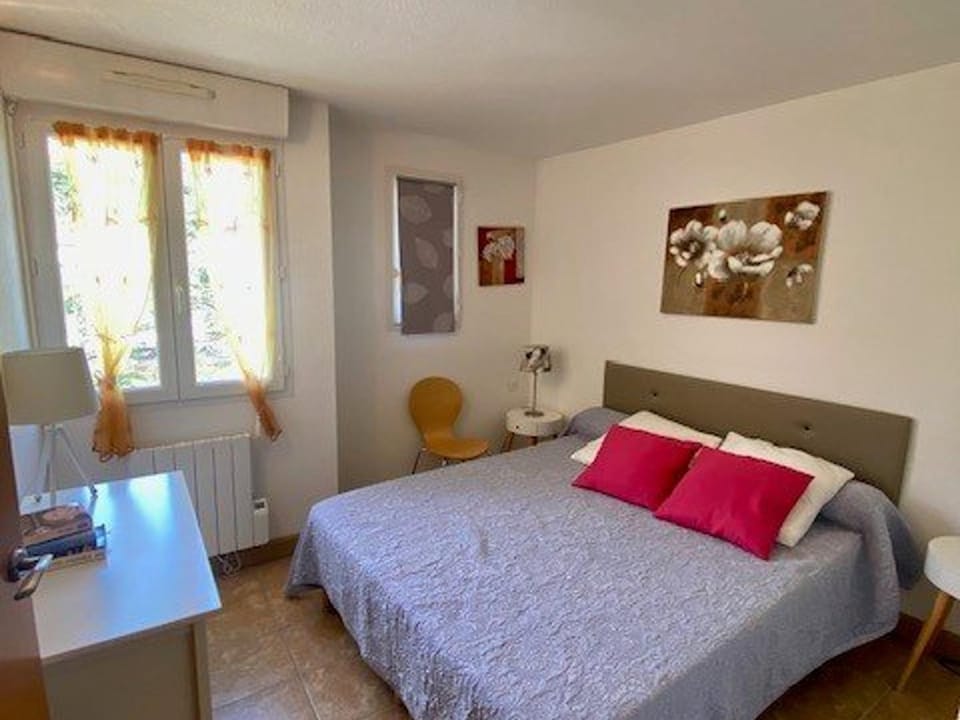 Charmant F2 à Amélie-les-Bains avec parking, ascenseur et équipements complets - FR-1-703-24 Apartment in Alt Empordà