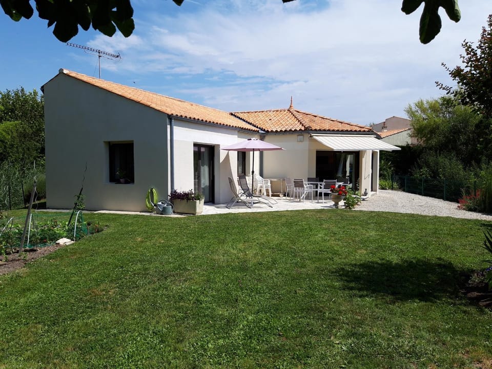 Maison plain-pied 4 pers, jardin, BBQ, WIFI, animaux OK - Châtelaillon-Plage - FR-1-706-8 House in Nouvelle-Aquitaine