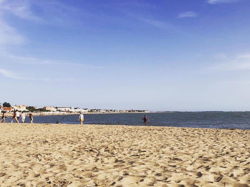 Confort 2 pièces pour 4 pers, Châtelaillon-Plage, parking - FR-1-706-4 Apartment in Nouvelle-Aquitaine