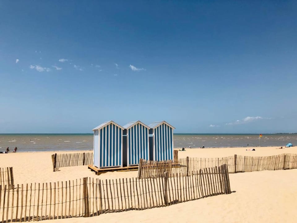 Studio proche plage à Châtelaillon avec terrasse et parking - Animaux admis - FR-1-706-9 Apartment in Nouvelle-Aquitaine
