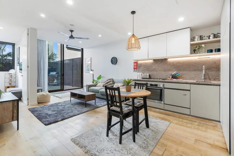 Stylish One BD Hideaway in Essendon Apartment in Melbourne