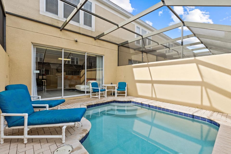 Balcony/Terrace, Swimming pool