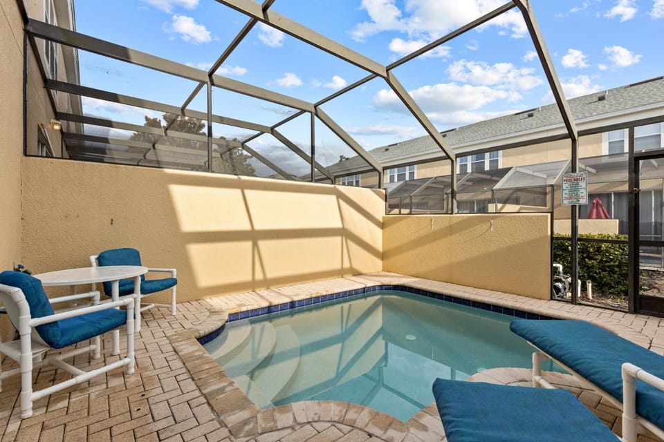Balcony/Terrace, Swimming pool