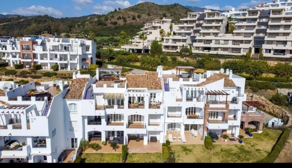 Los Robles de Los Arqueros golf 3 bedrooms apartment. Apartment in Costa del Sol