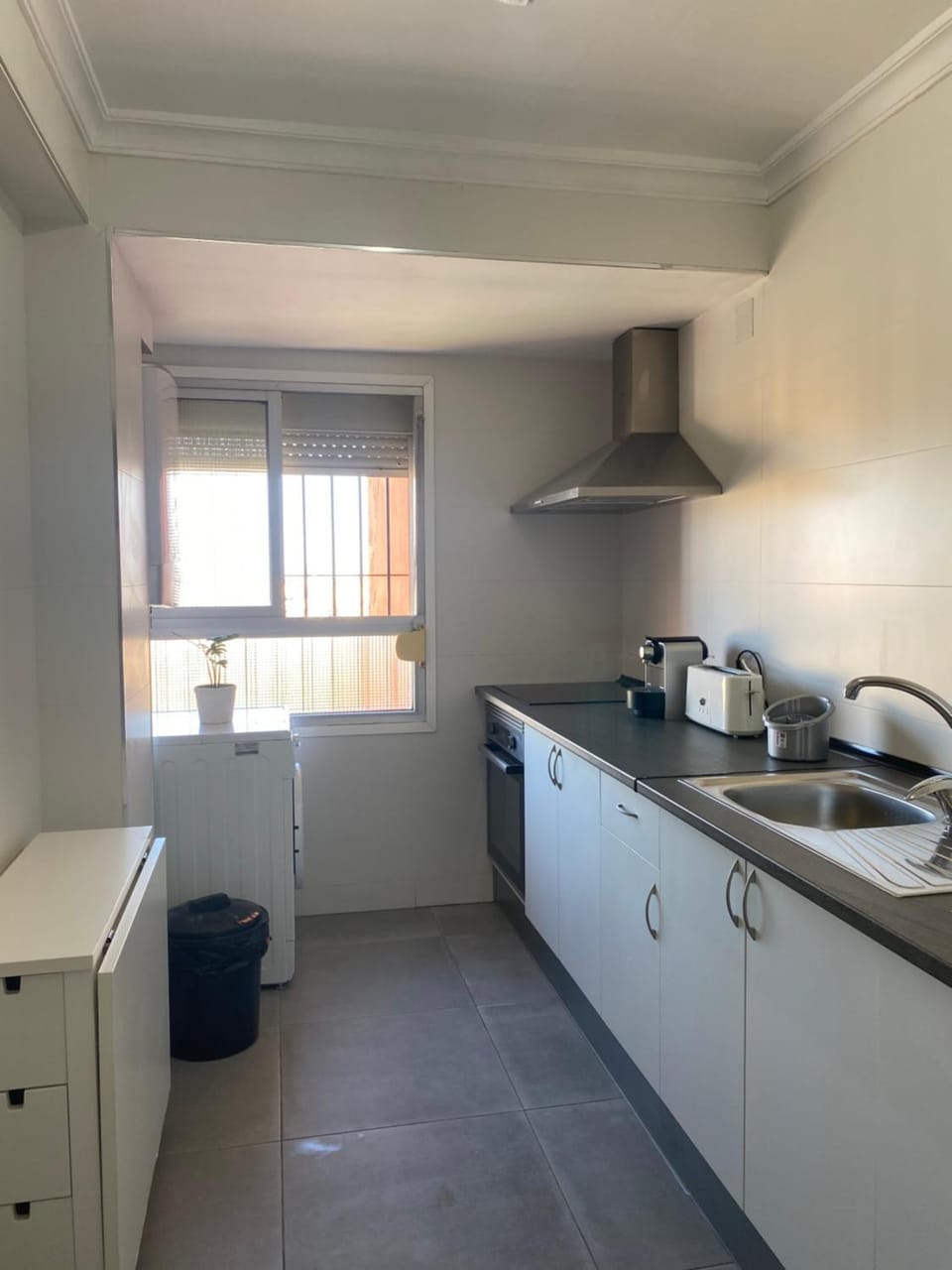 Coffee/tea facilities, Kitchen or kitchenette, minibar, pet friendly, stove