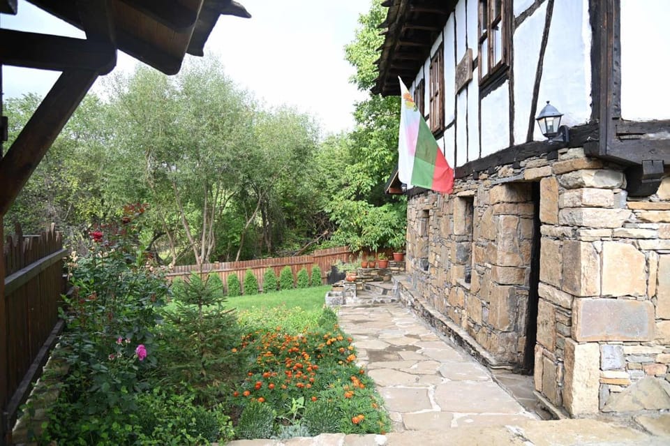 Къща за гости НОВЕ House in Bulgaria