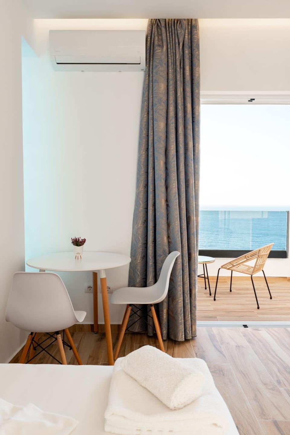 Bedroom, Sea view