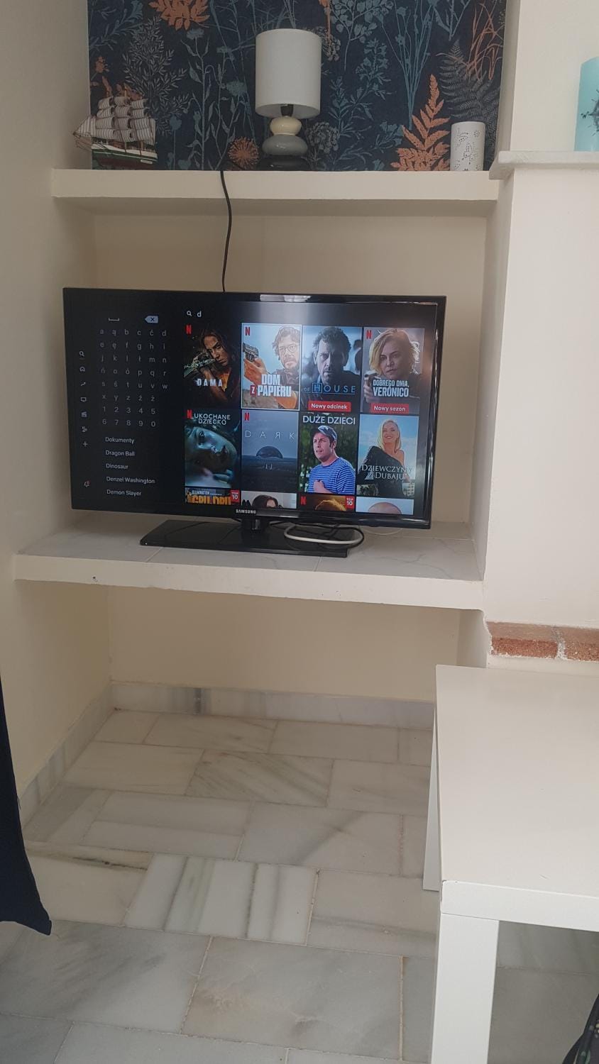 TV and multimedia, Evening entertainment