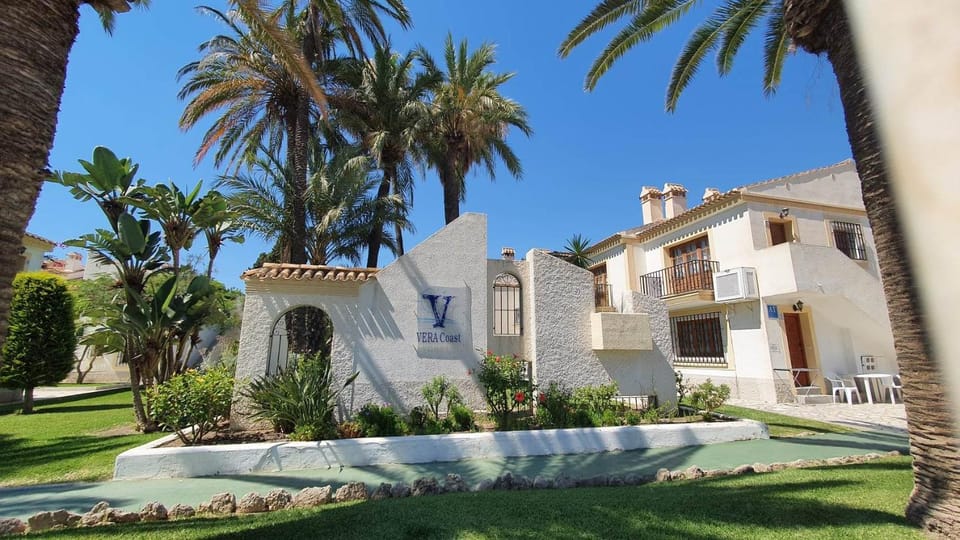 Property building, Garden, Garden view