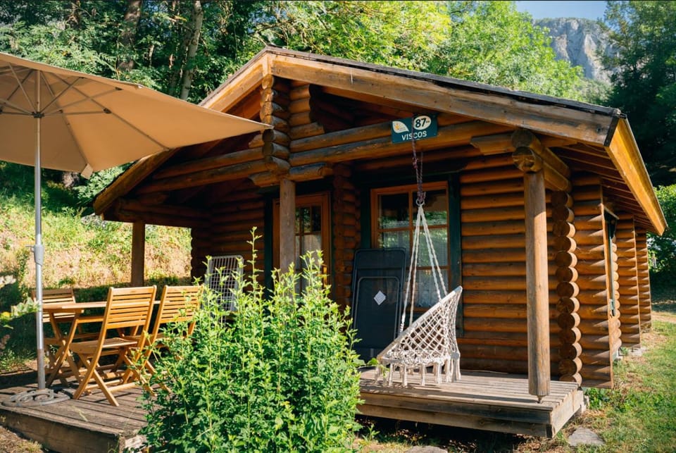 Camping écovillage Soleil du Pibeste Campground/ 
RV Resort in Occitanie