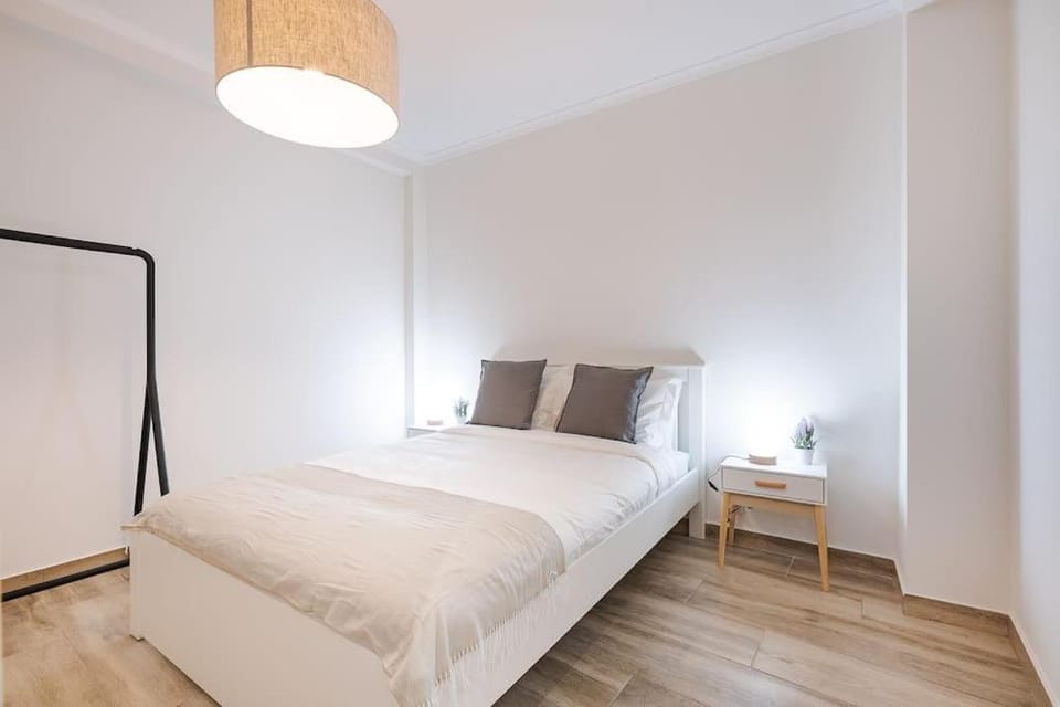 Santos Gem II - Central Space in Trendy Neighborhood Apartment in Lisbon