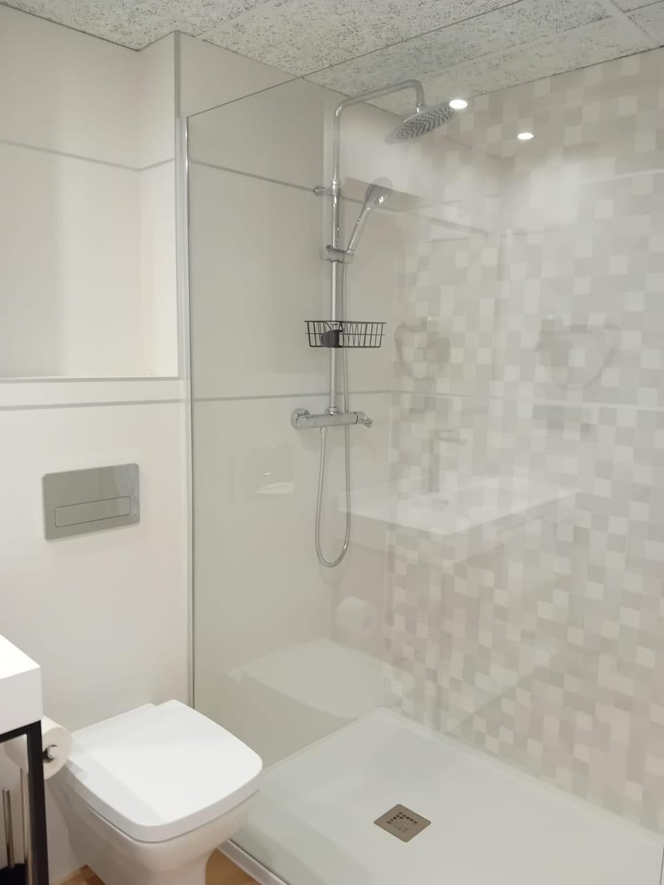 Shower, Bathroom