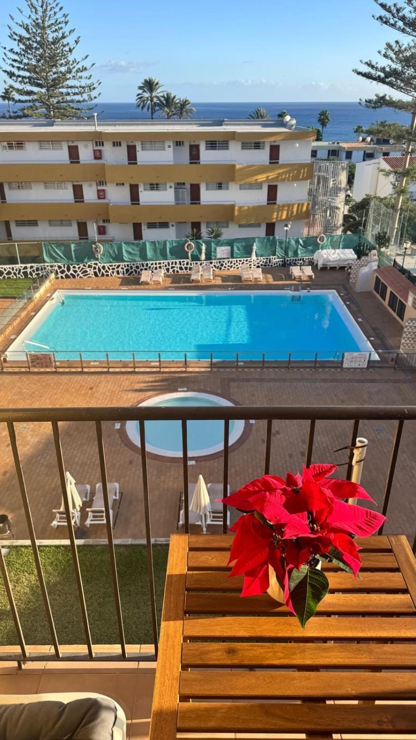 Pool view, Sea view, Swimming pool