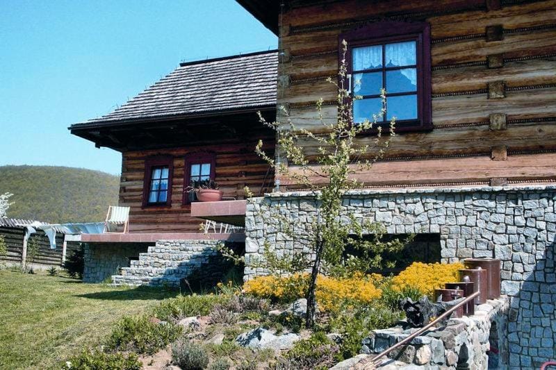 Property building, Spring, Day, Garden