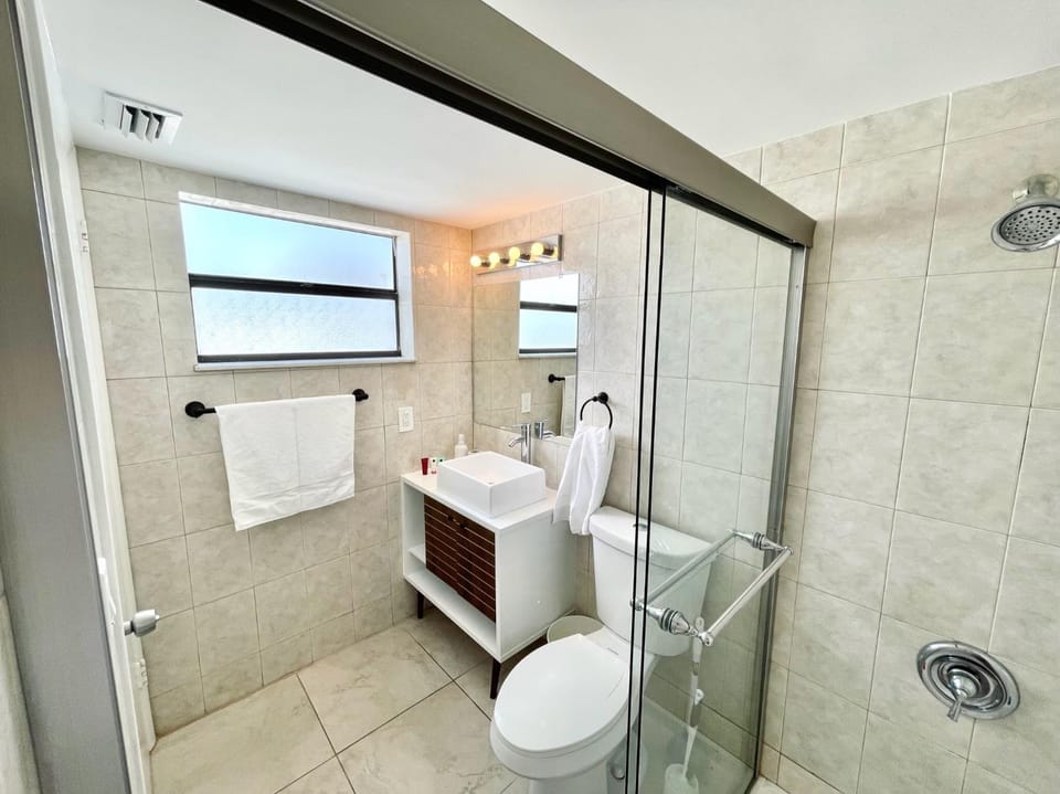 Shower, Bathroom