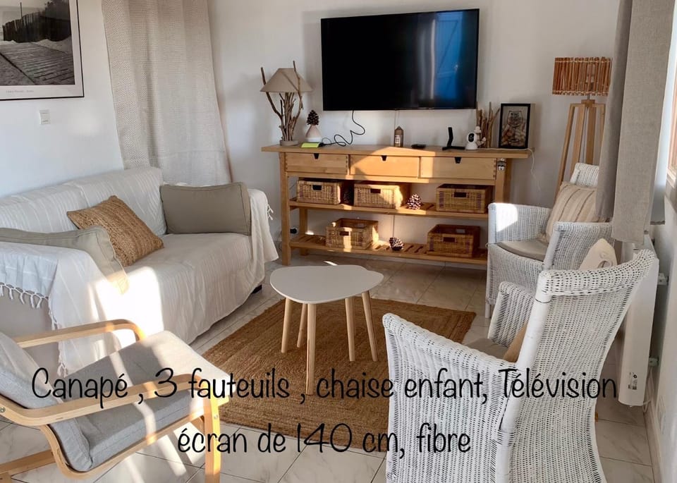 Ocelandes 39 House in Saint-Julien-en-Born