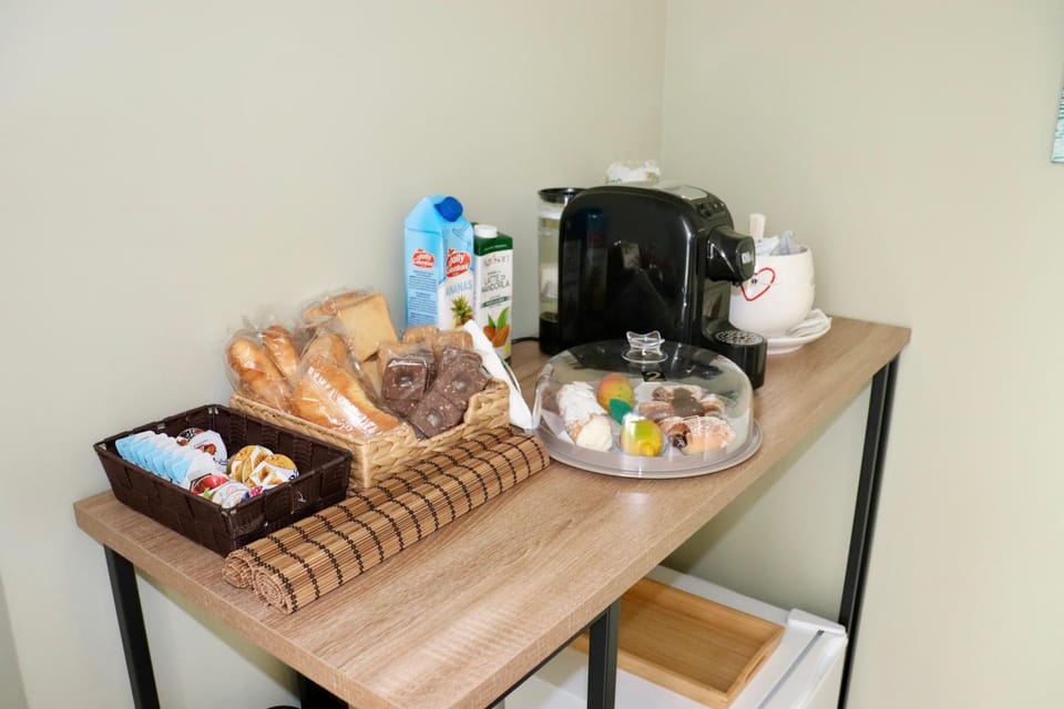 Coffee/tea facilities, Food and drinks, Food, Breakfast, Buffet breakfast