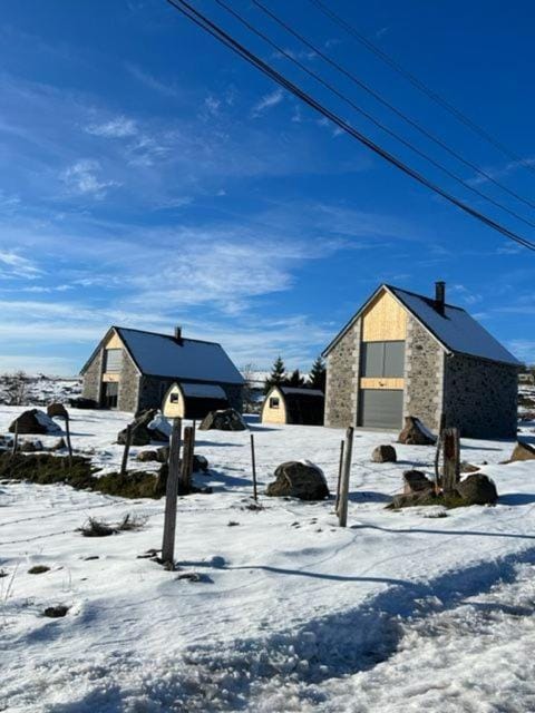 BURON FRANCk Chalet in Occitanie