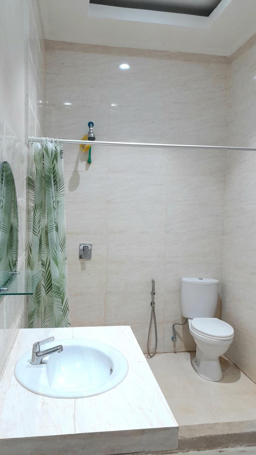 Yulides home gardens Vacation rental in Padang