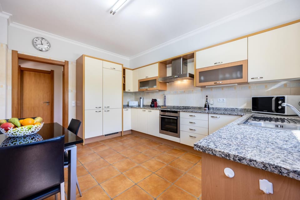 Kitchen or kitchenette, dishwasher, minibar, pet friendly, stove