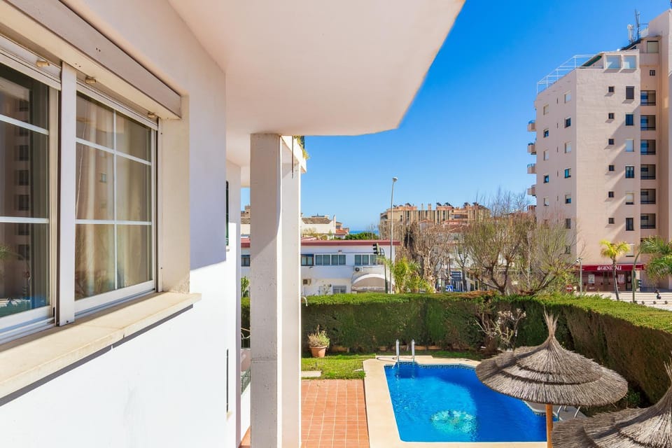Balcony/Terrace, Pool view, Swimming pool