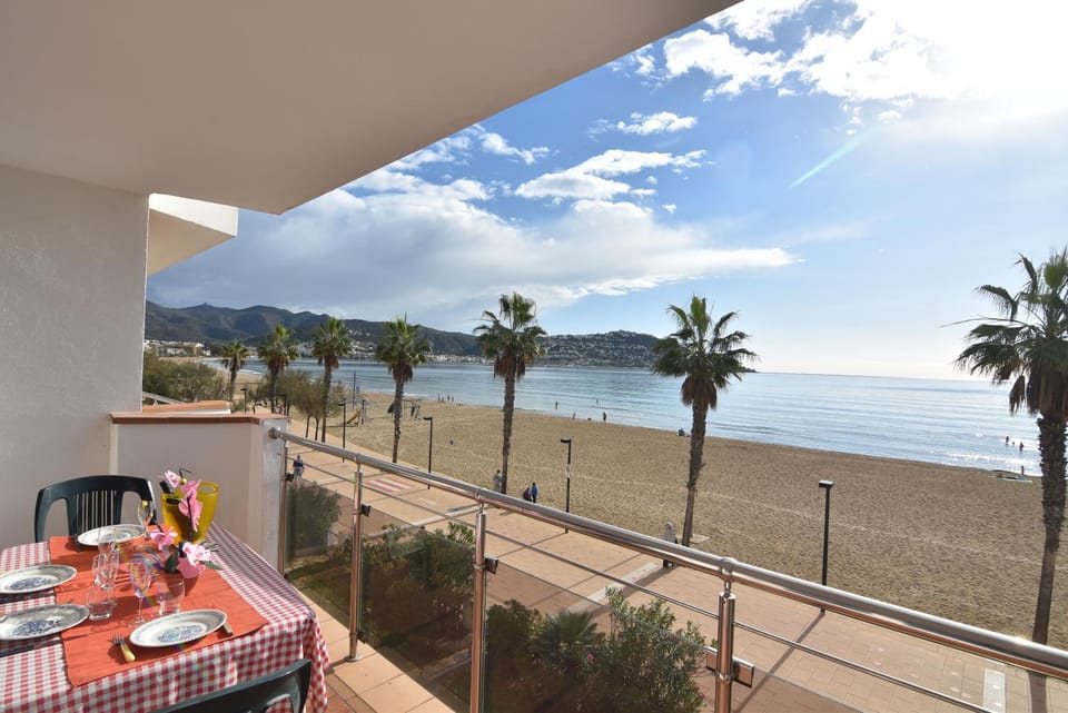 View (from property/room), Balcony/Terrace, Beach, Sea view