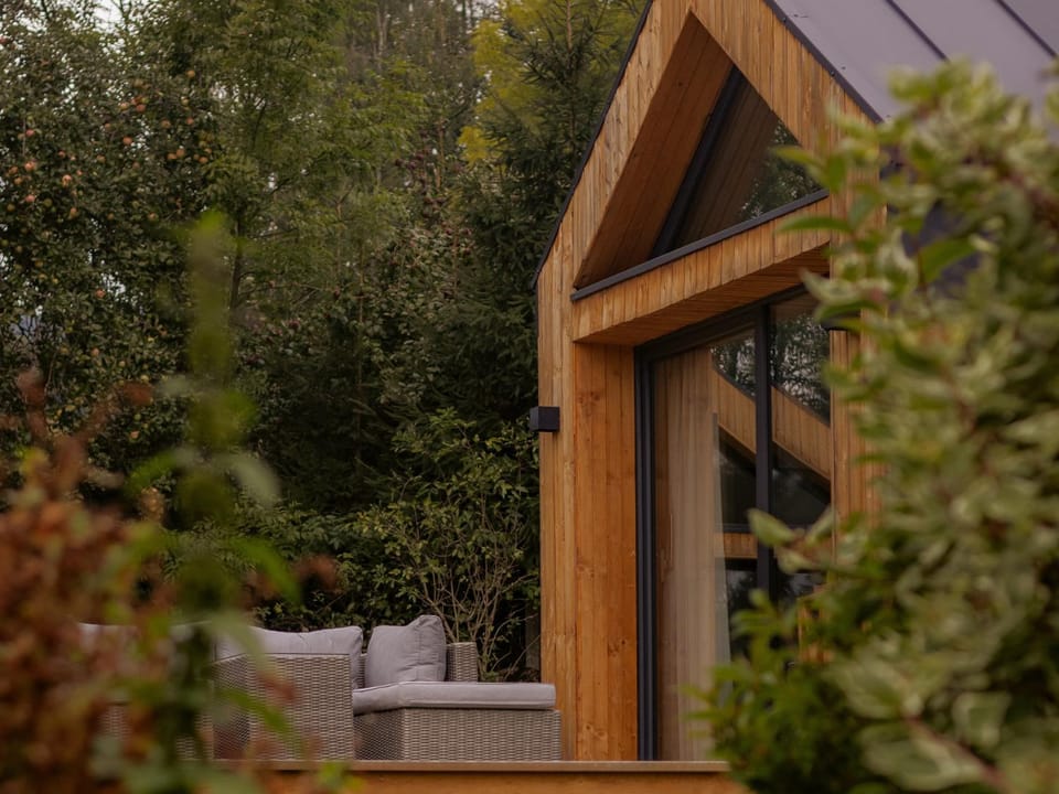 Property building, Facade/entrance, View (from property/room), Balcony/Terrace, Garden view