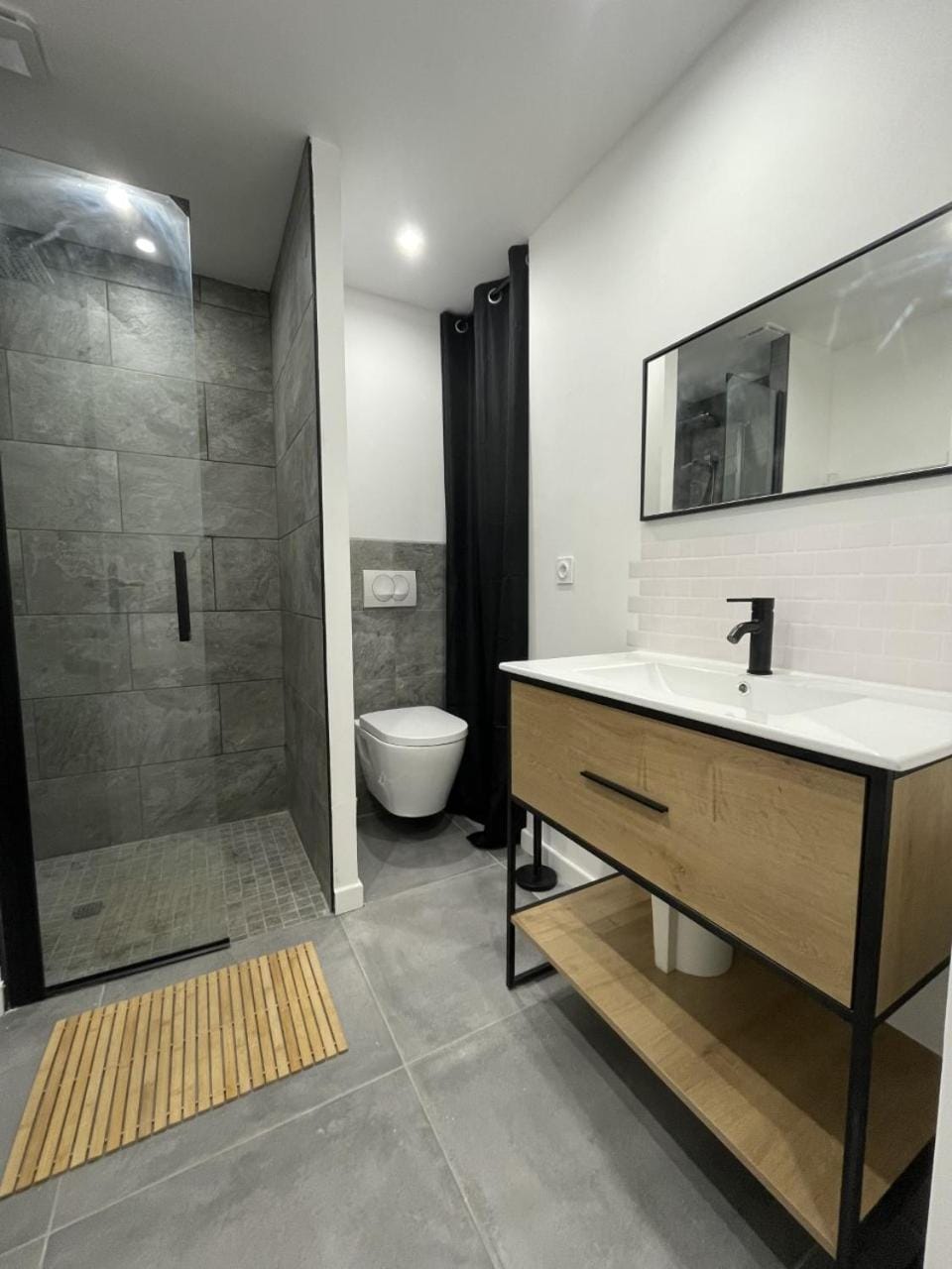 Shower, Bathroom