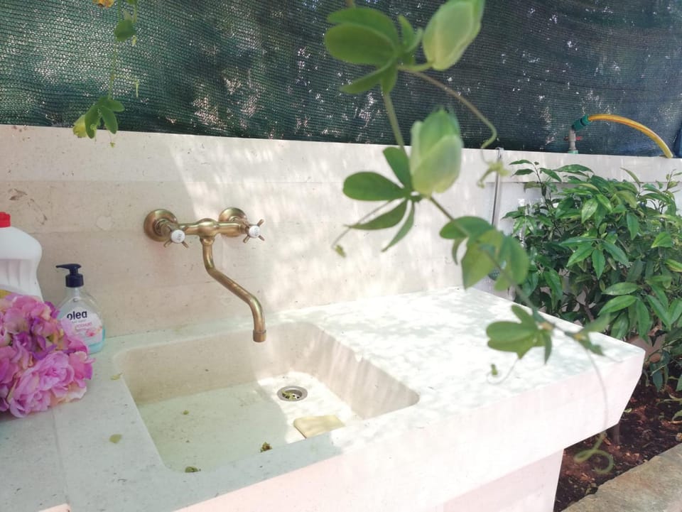 Apartmani Lada, Rogač, otok Šolta Apartment in Split-Dalmatia County