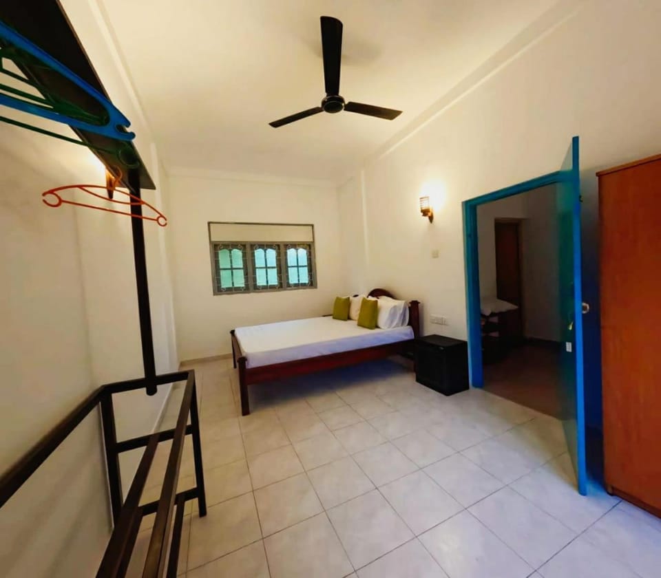 Bedroom, wardrobe