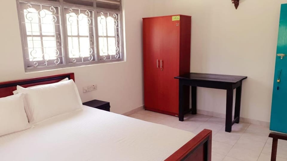Bed, Kitchen or kitchenette, Photo of the whole room, Bedroom, wardrobe